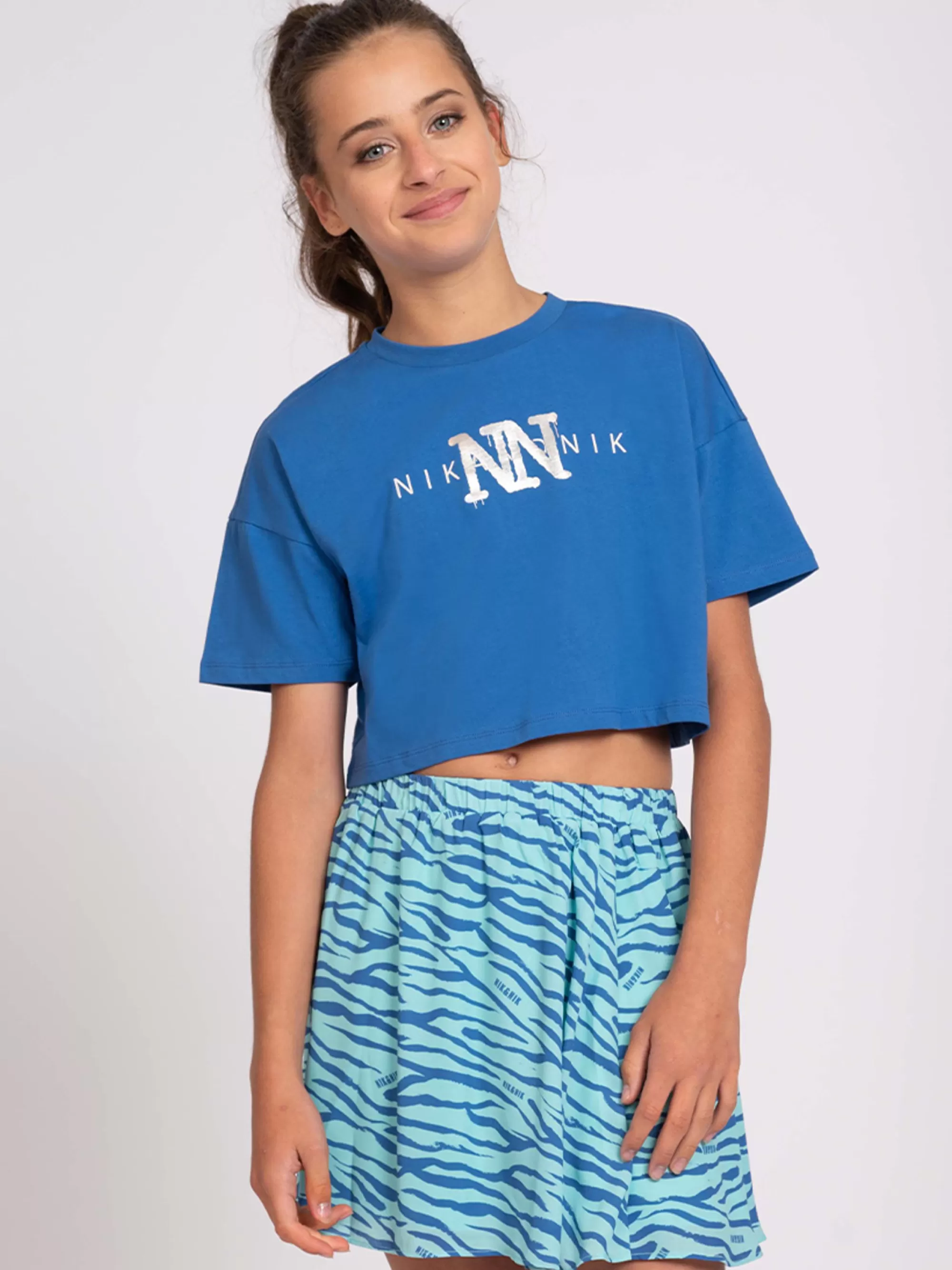 FIFTH HOUSE T-shirts-Cropped t-shirt with NN print