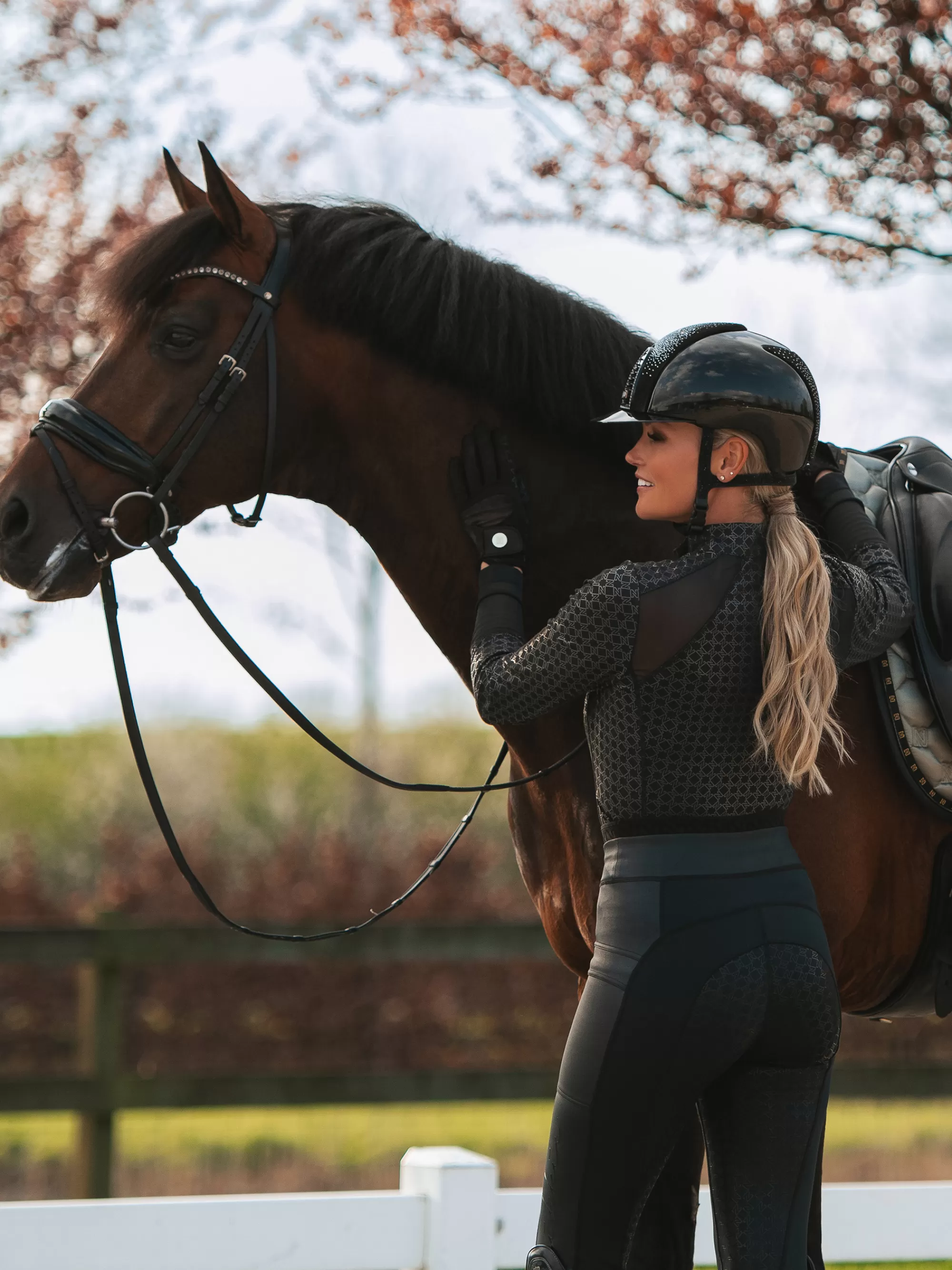 Women FIFTH HOUSE Equestrian | Tops-Mesh top with N pattern